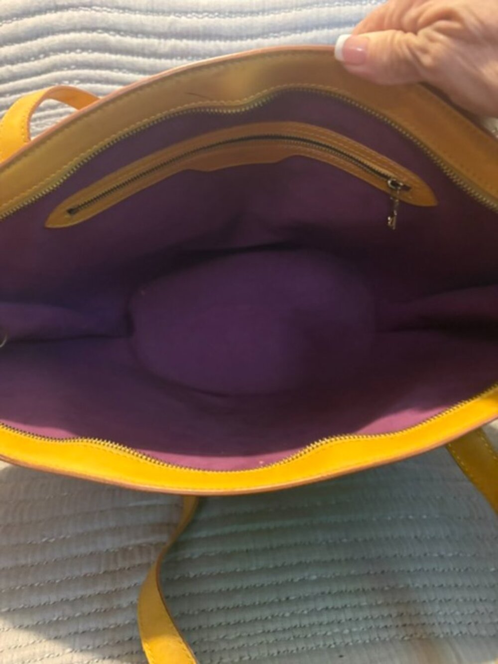LV EPI TOTE - Picture 6 of 6